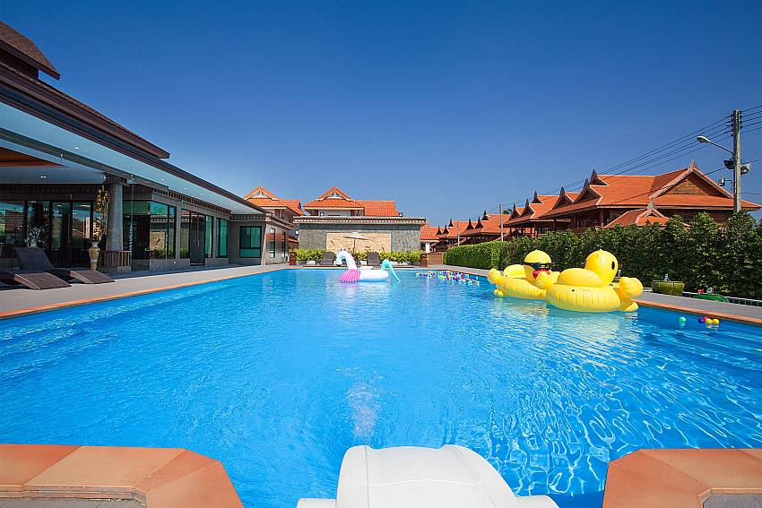 Swimming pool Timberland Lanna Villa 402 in Bangsaray Pattaya