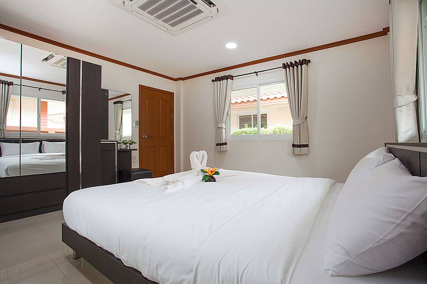 Bedroom Timberland Lanna Villa 403 in Pattaya