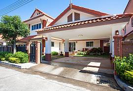 Timberland Lanna Villa 404 | Современный дом с 4 спальнями в Паттайе