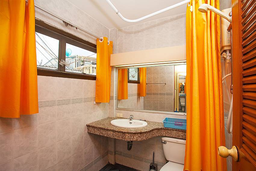 Modern bathroom at the 1 bed Apartment Khuno 203 in Phuket