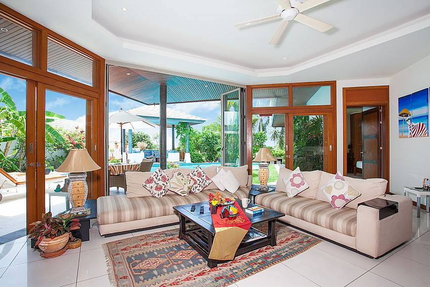 Living room Villa Darnella on Northeast Coast Koh Samui