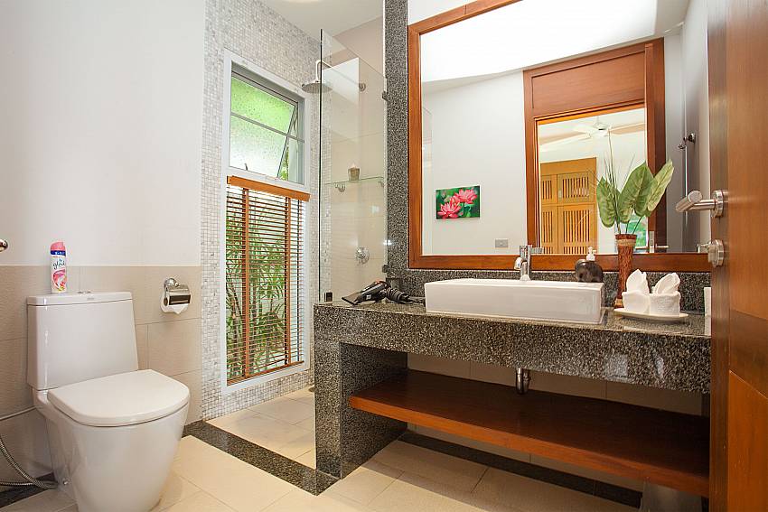 3. bathroom ensuite Villa Darnella on Northeast Coast Koh Samui