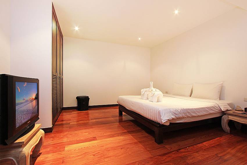 2. bedroom with TV at Nirano Villa 41 Phuket