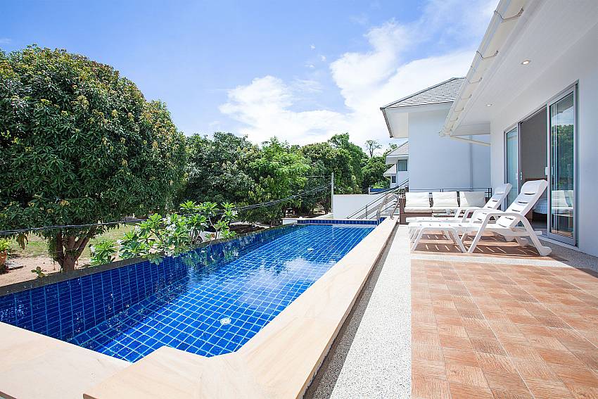 Private pool with sun terrace at Villa Inigo No.3 Choengmon Koh Samui