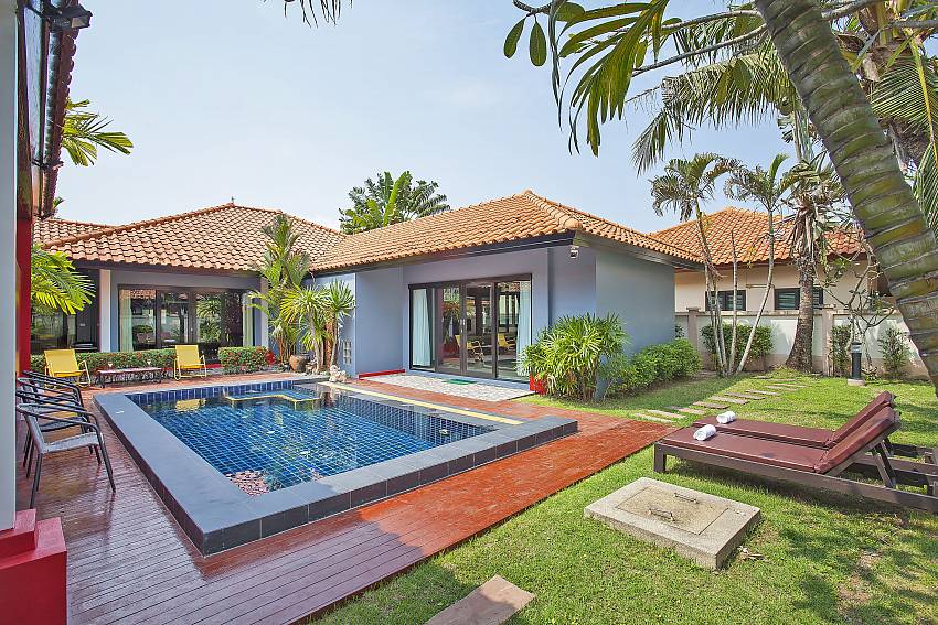 Fantastic setting of 3 bedroom Fandango Villa South Pattaya