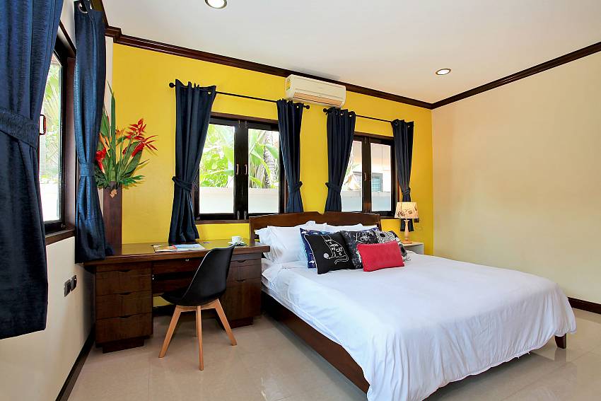 Double bed in 3. guestroom of Fandango Villa in Na Jomtien Pattaya