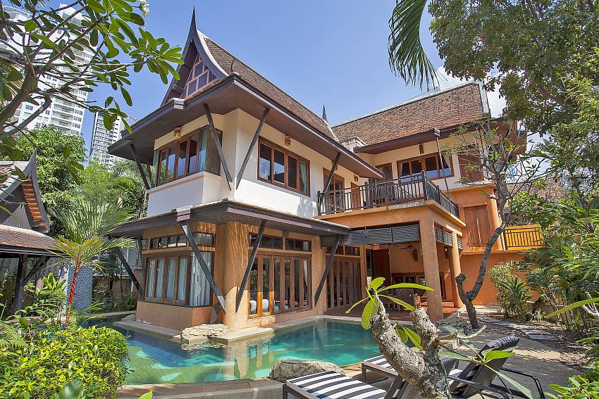 4 Bedroom holiday dream with private pool at Ruean Sawan Pattaya
