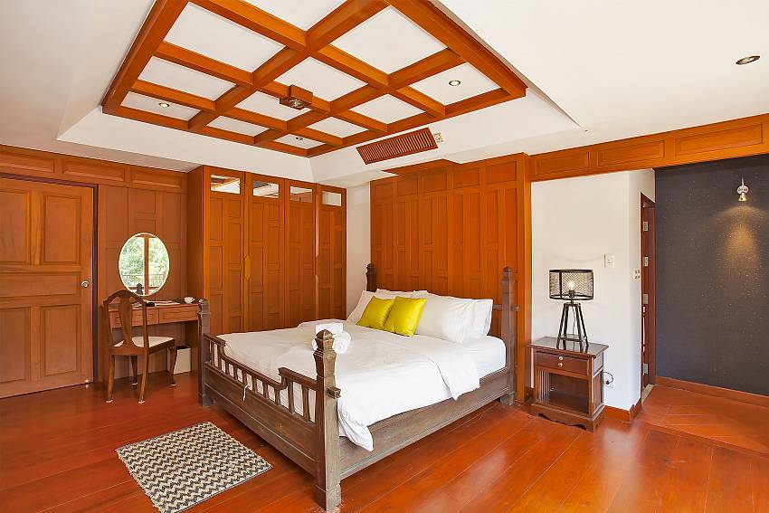 King size bed in 4. bedroom at Ruean Sawan Pattaya