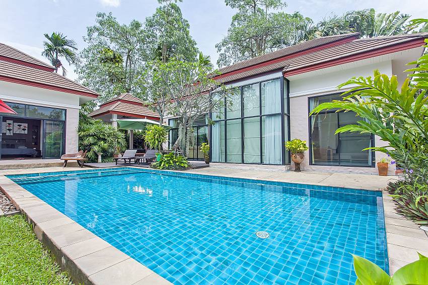 all set for a tranquil time at the private pool in Villa Klasse pattaya