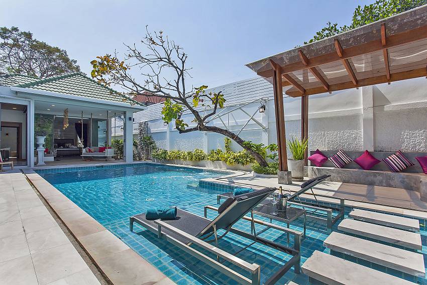 Chill & Chic Villa | Stylish 4-Bedroom Pool Villa in Pattaya