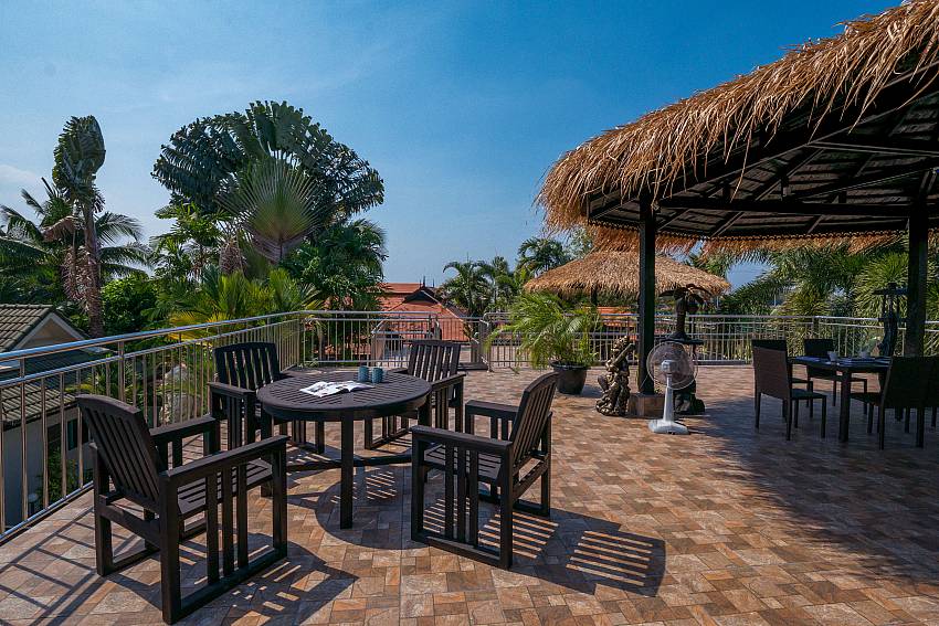 Phoenix Luxury Resort | 6 Bedrooms Thai Resort at Phoenix Golf Pattaya