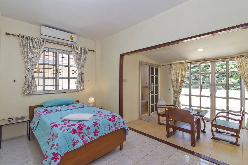Baan Champa | 5 Bedrooms Private Pool Villa in Jomtien