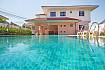 Villa Loma | 4 Bedrooms Large Pool Villa near Jomtien Beach