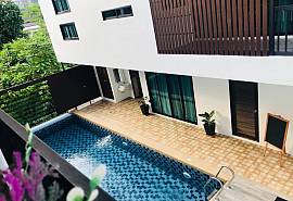 White Home | 9 Bedroom Private Pool House 2 km from Walking Street