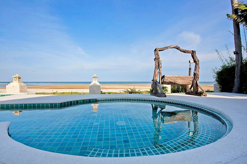 Private pool with gorgeous sea view Of Lamai Flora