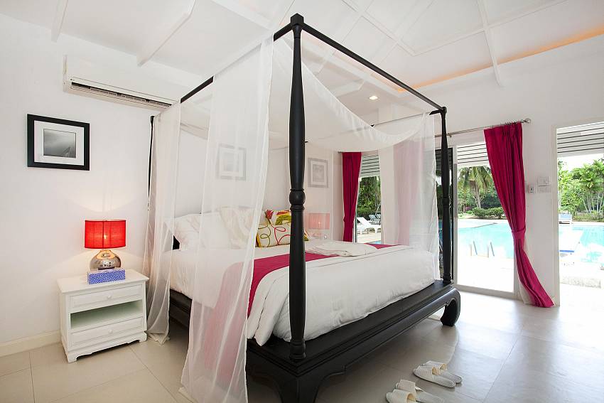 Bedroom 1-Pattaya Luxury Villa-Buraran Suites