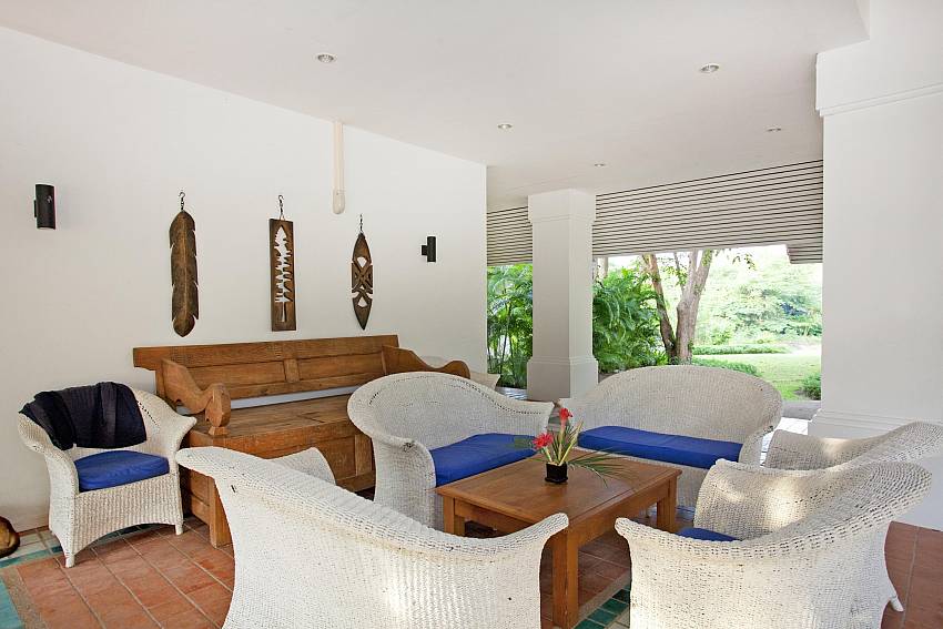 Lounge-Pattaya Luxury Villa-Buraran Suites