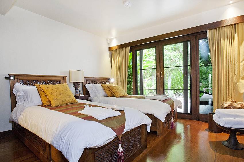 Twin Bedroom 6-the-tamarind_9-bedroom_private-resort_private pool_sattahip_pattaya_thailand