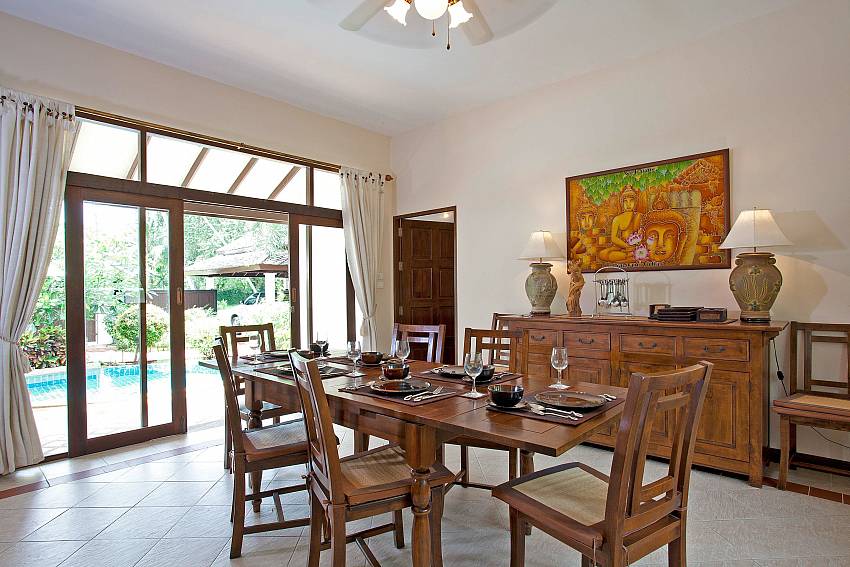 Indoor Dining for 8 guests_bamboo-villa-p9_4-bedroom-villa_bang-po-beach_koh-samui_thailand
