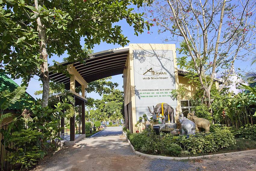 Resort Entrance_krabi_beachfront-resort-villa_suite-103_1-bed-suite_krabi_thailand