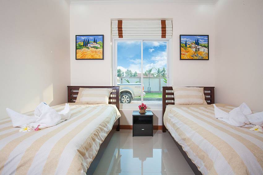 3. bedroom with 2 single beds at The Chase 8 North Pattaya