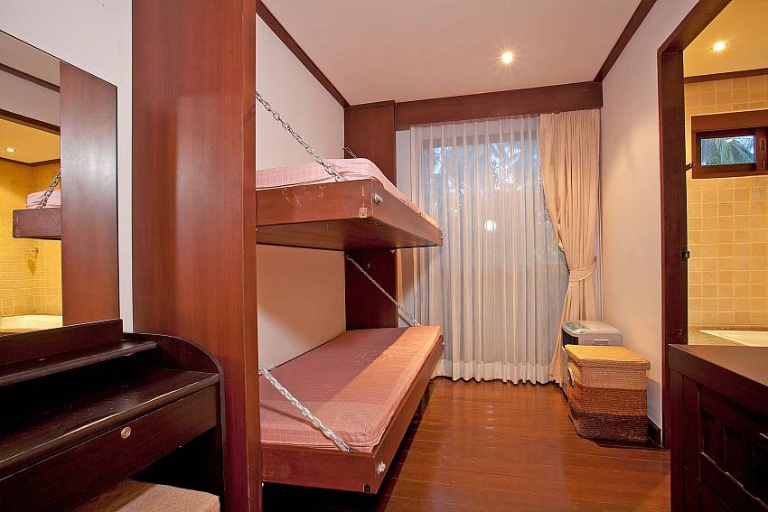 Bunk Beds Fold Away_baan-kep-tawan_5-+1-bedroom-villa-private-pool_laem-set-beach_koh-samui_thailand