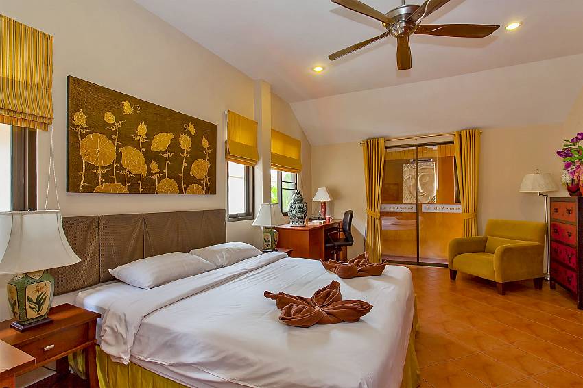 Beautifully furnished big double bedroom of Sunny Villa in Pattaya