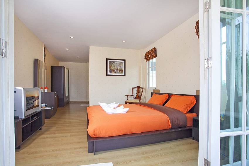 Bedroom with wardrobe Of Jomtien Seaboard Villa (Second)