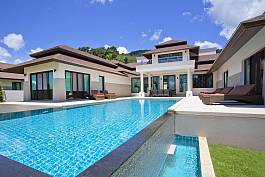 Luxurious 4 Bedroom Beachfront Villa With Large Pool and Garden Koh Chang