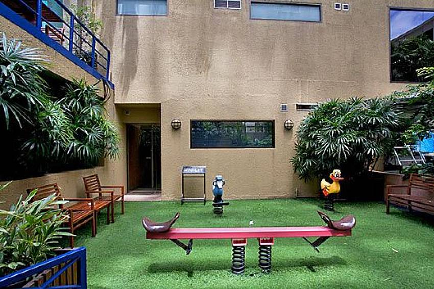 Playground Of Sala Daeng Designer Suite Room 606