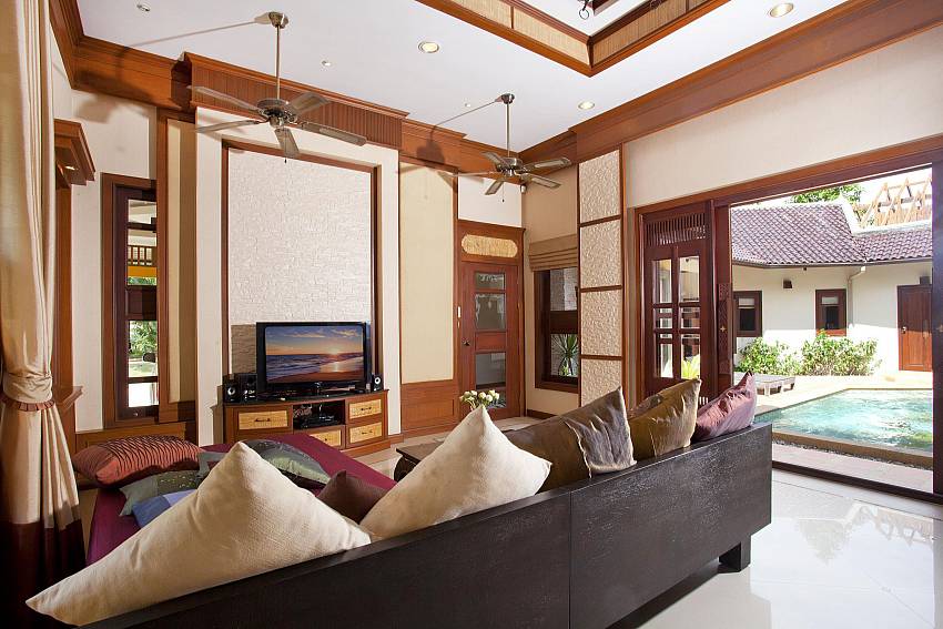 Living room near the pool Of Asian Villa Gorgeous