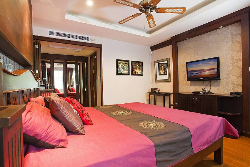 Pink bedroom with TV Of Baan Kon Lafun (First)