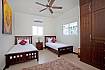 Villa Ampai | 6 Betten Ferienhaus mit Personal in Nai Harn auf Phuket