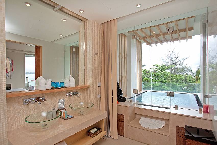 Basin wash with jacuzzi tub Of Bang Tao Beach-Front Penthouse