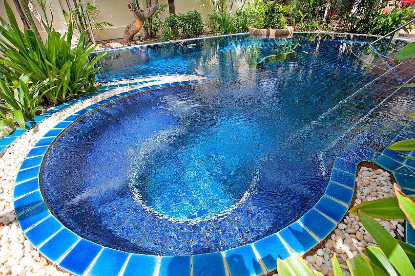 Swimming pool Of Villa Pratumnak Elite