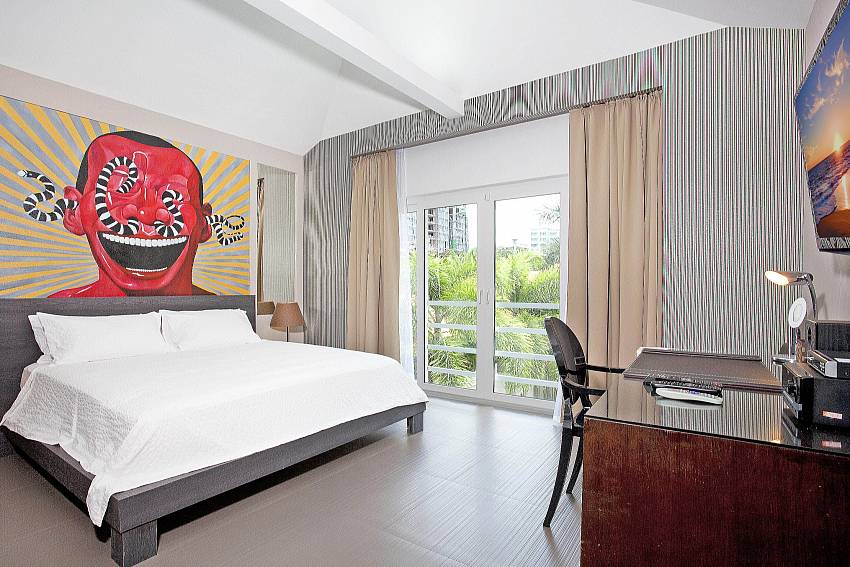 King size bedroom at Majestic Design Villa in Pattaya