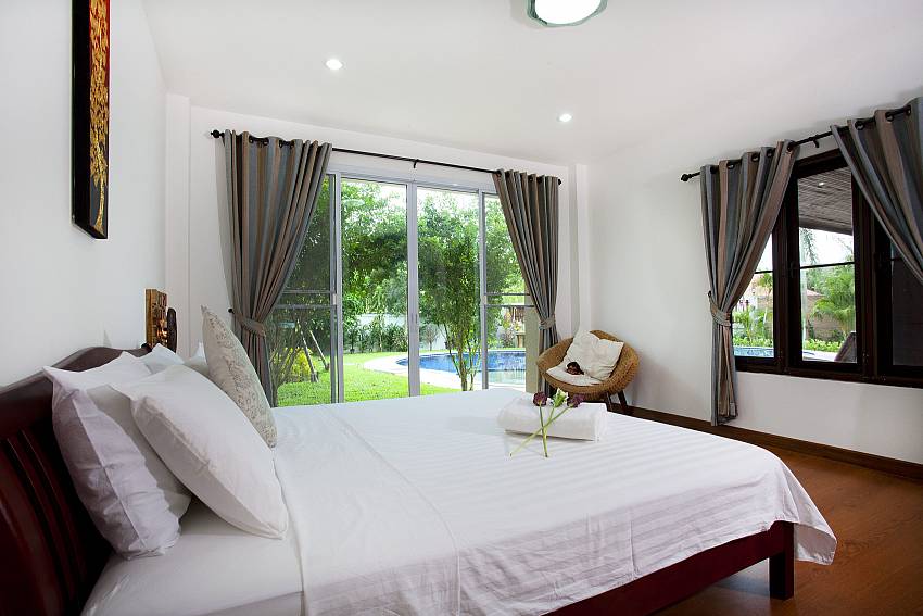 Bedroom see views Of Lanna Karuehaad Villa (First)