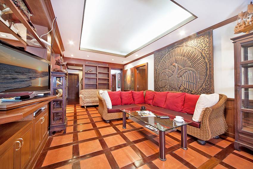Living room with TV Of Baan Ruean Thai
