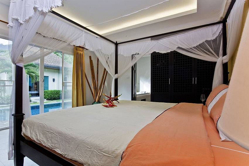 Bedroom with wardrobe Of Villa Cesadelsol (Second)