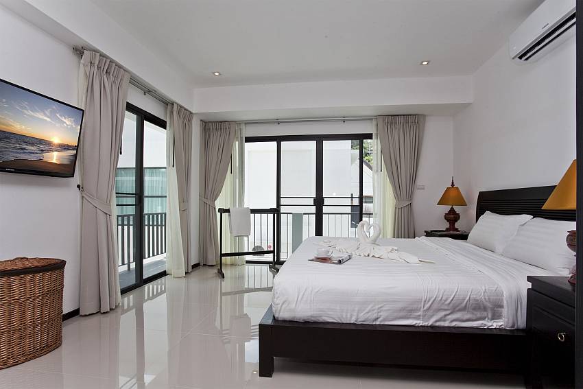 Bedroom see views with TV Of Classical Villa 2 (Second)