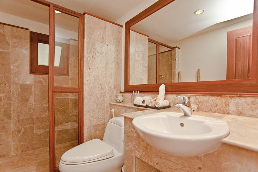 Basin wash with toilet Of Summitra Pavilion Villa No.10