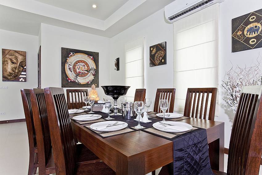Dinning table Of Sri Nin Pool Villa