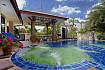 Thammachat P2 Tani - 位于度假村的三卧室泳池别墅配有芭提雅南部的水上公园