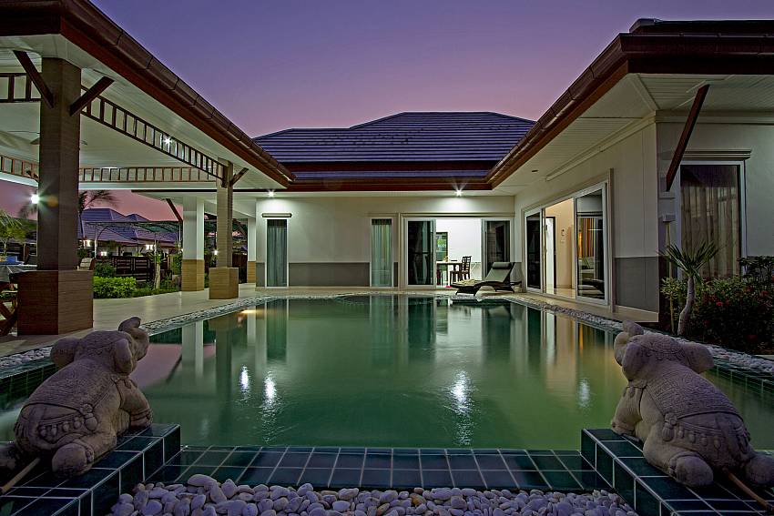 Swimming pool at night time Of Thammachat P3 Vints No.140