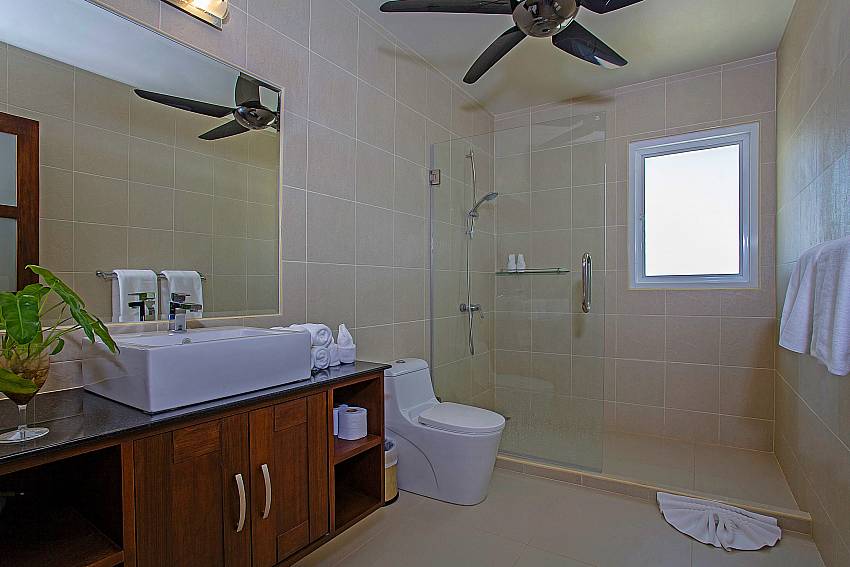 Toilet with basin wash Of Rawayana Pool Villa