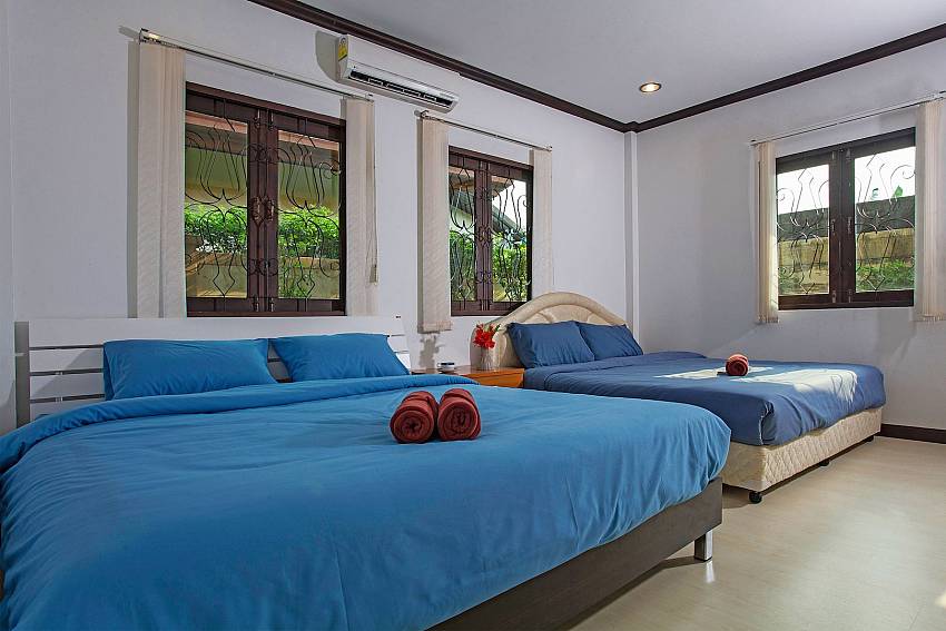 Large double bedroom colorful of Tranquillo Pool Villa (Second)