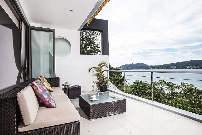 Lounging outdoor overlook the sea of Seductive Sunset Villa Patong A8