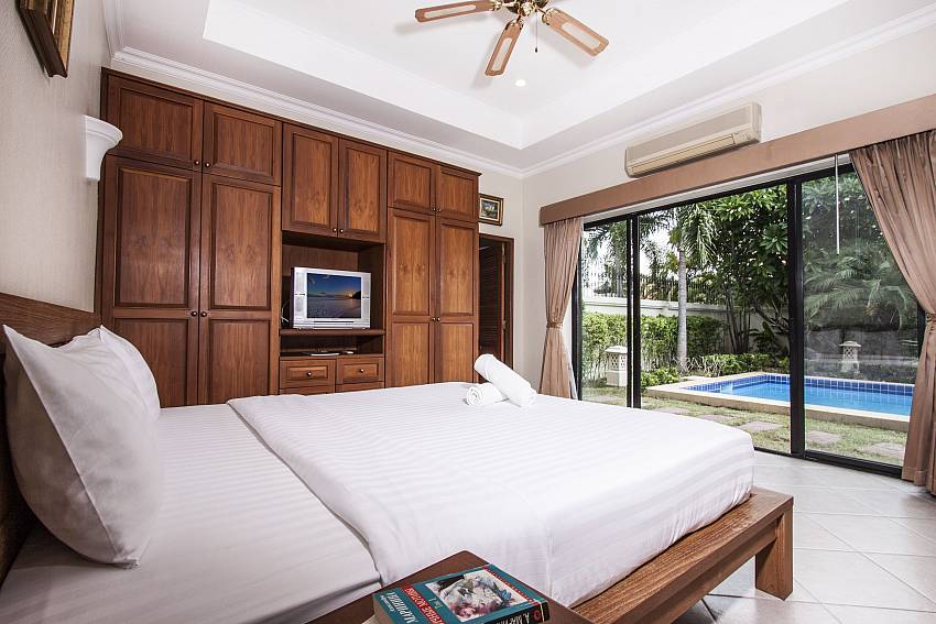 Luxury 2 Bedroom Pool Villa Near Jomtien Beach Pattaya