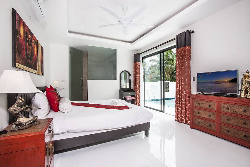 Bedroom near the pool of  Banthai Villa 11 (First)