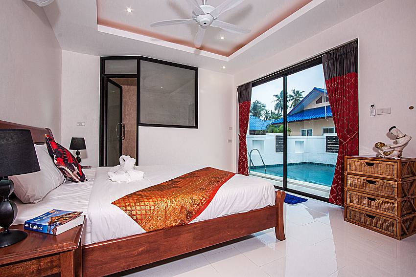 Bedroom can walk to the pool of Banthai Villa 13 (First)
